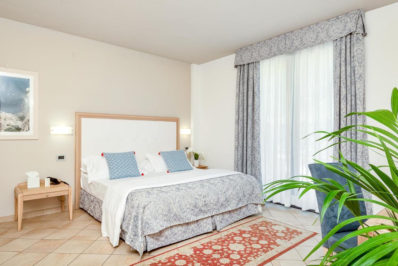 Park Hotel Argento Levanto Exterior photo